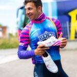DMT Cycling décline sa KR0 Evo Superlight aux couleurs des Rose Rockets