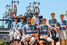 Image de l'article Le maillot Ineos Grenadiers change à partir du Giro 2026