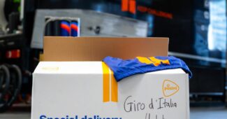 Image de l'article Team Picnic PostNL Raisin, le maillot spécial du Giro 2026