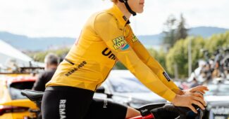 Image de l'article Uno-x Mobility adapte son maillot pour la Vuelta Femenina 2026