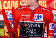 Image de l'article Pourquoi le maillot de leader de la Vuelta est-il rouge ?