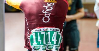 Image de l'article À quoi correspond le dossard vert sur le Tour de France Femmes ?