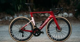 Image de l'article Orbea personnalise 8 Orca Aero pour Lotto-Intermarché sur la Vuelta