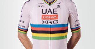 Image de l'article UAE Team Emirates – XRG dévoile les nouveaux portraits de Brandon McNulty et Tadej Pogačar